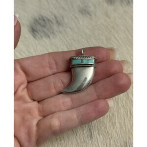 Heavy Native American Inlaid Turquoise Sterling Silver Bear Claw Tooth Pendant